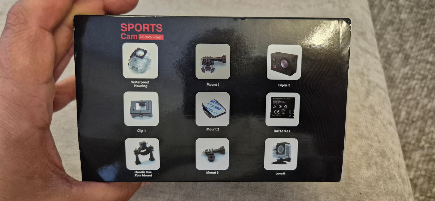 1080P HD champagnefärg actionkamera med Tillbehör – För alla dina äventyr