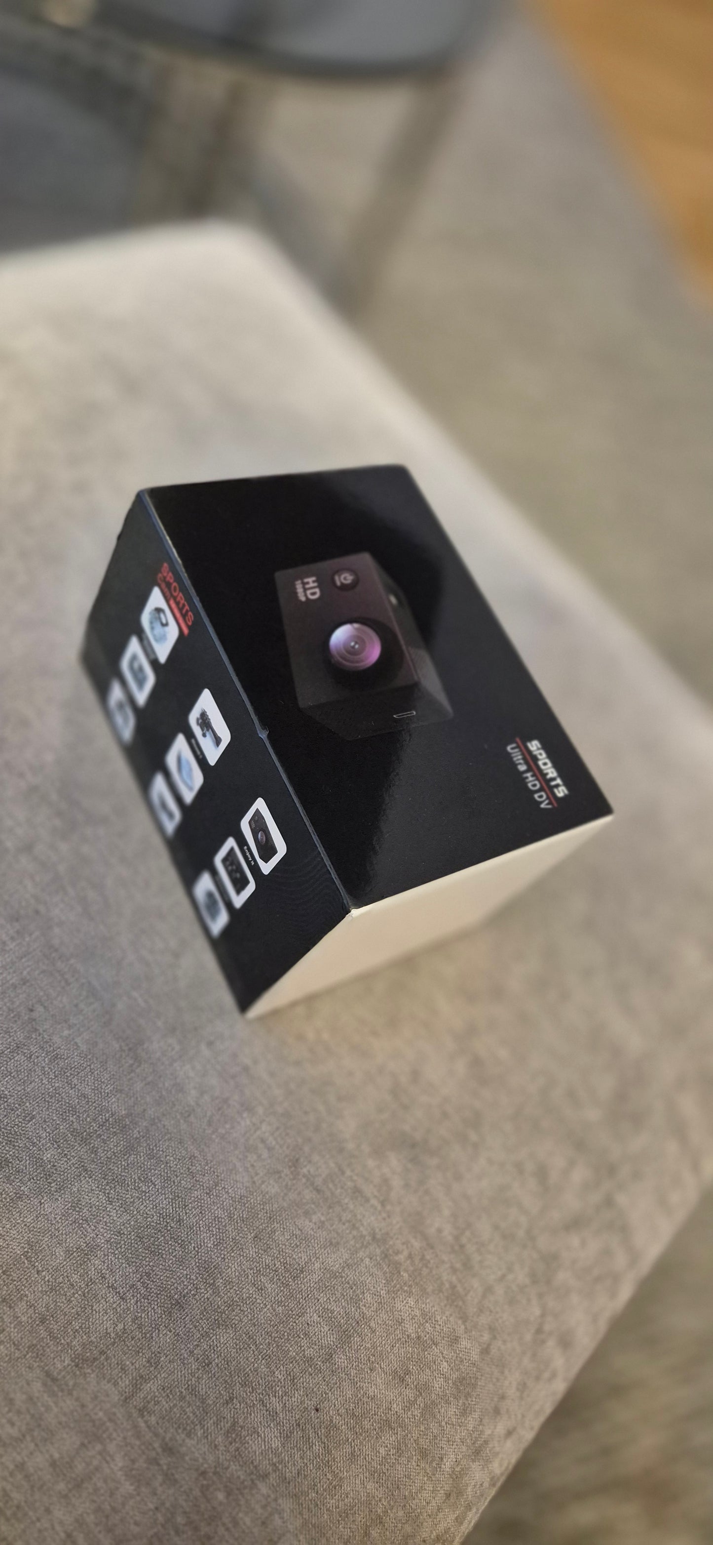 1080P HD champagnefärg actionkamera med Tillbehör – För alla dina äventyr