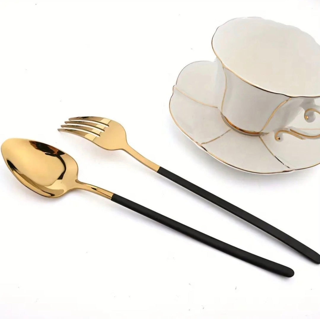 Bestickset i guld och svart 24-delar